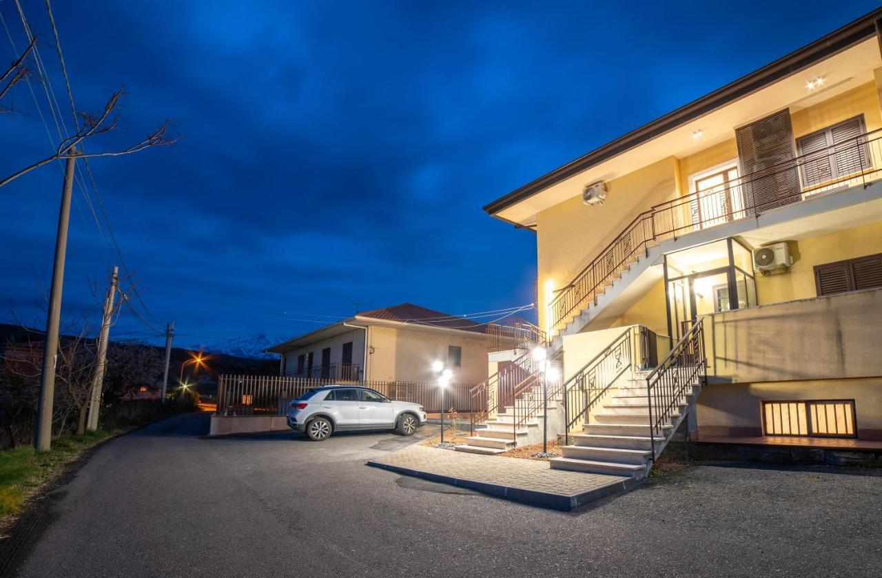 Hotel Fronte Etna Bronte Exterior foto